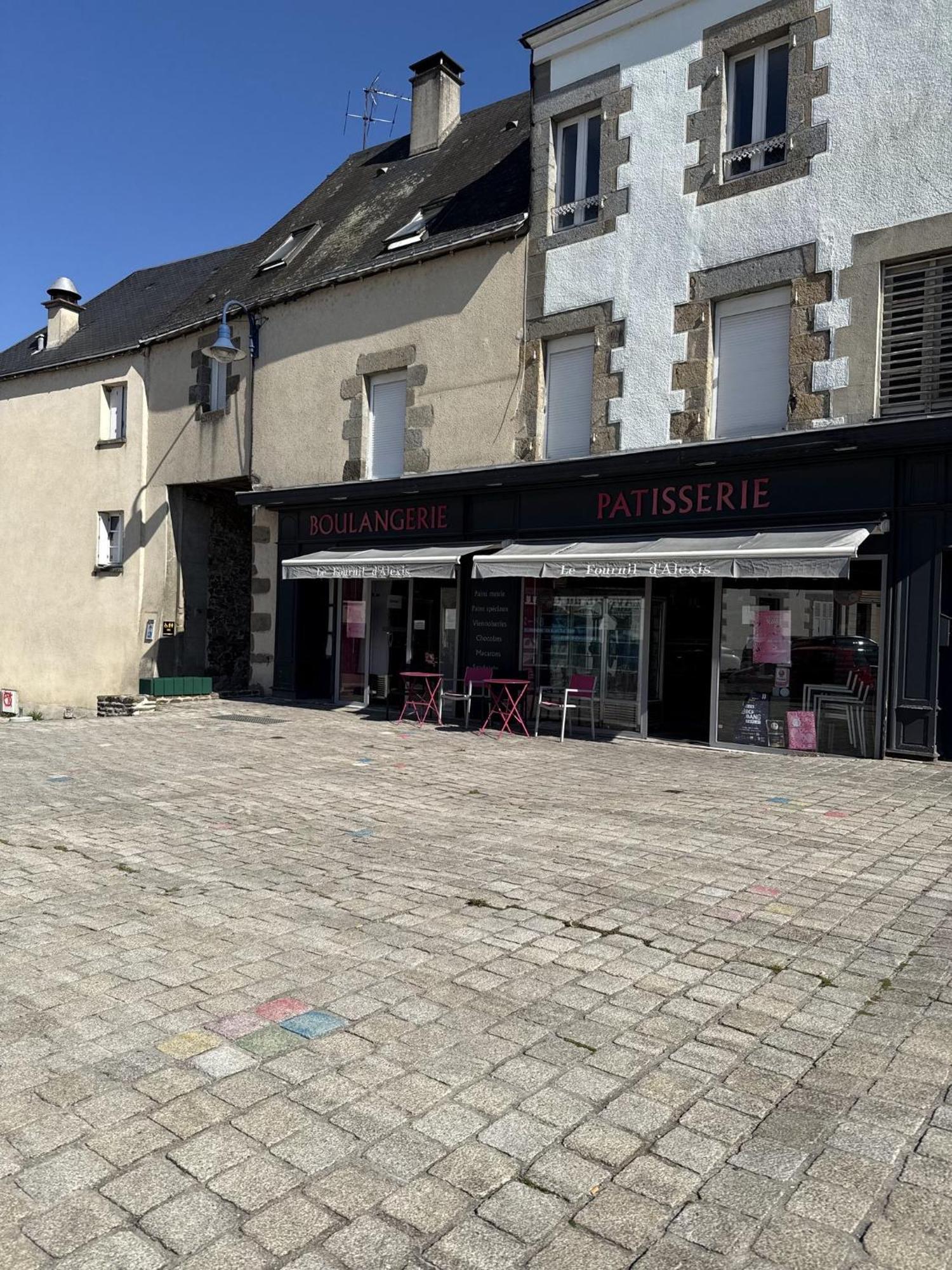 Chambre D Hotes Chez Josiane Bed & Breakfast Mayenne Exterior photo